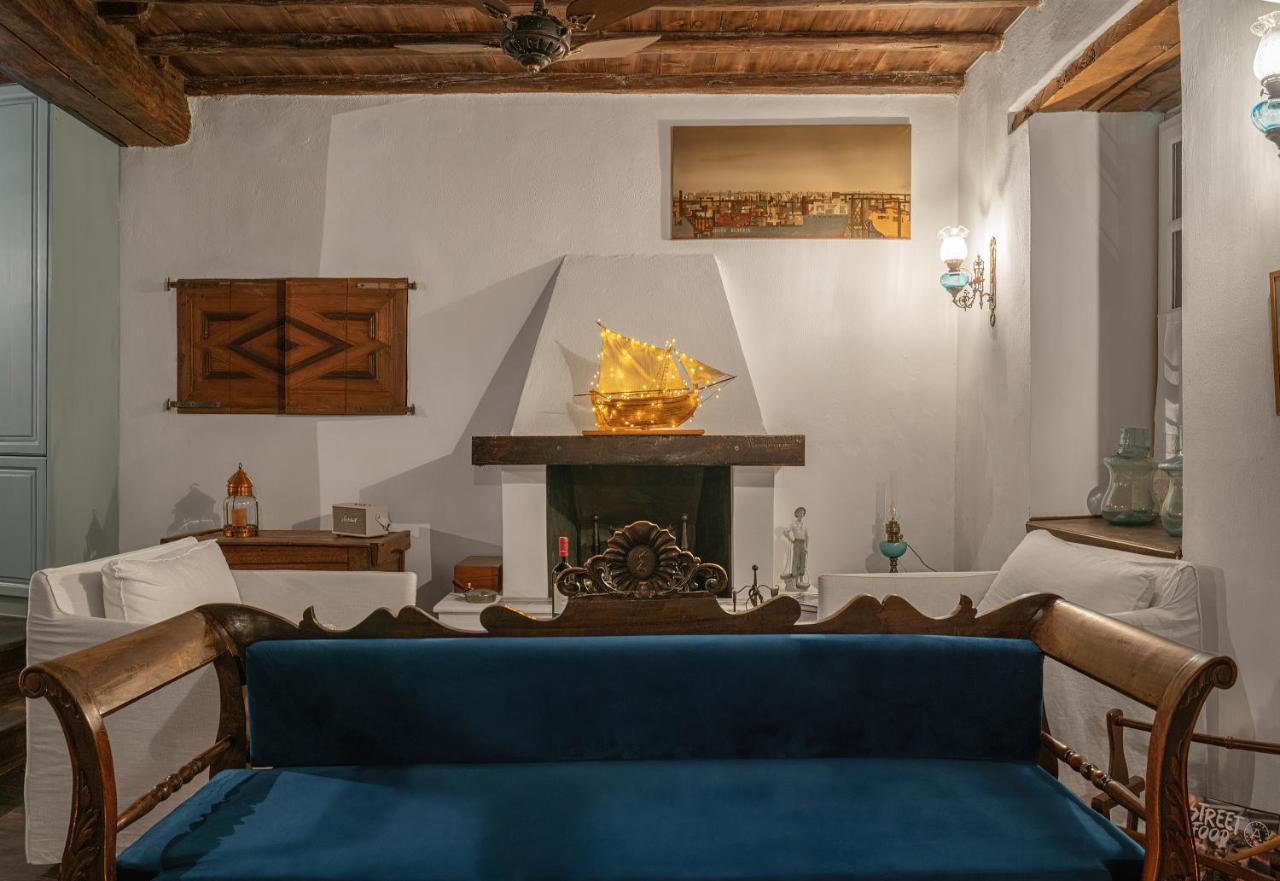 The 1813 Painter'S Villa By Neuvel Galaxídhion エクステリア 写真